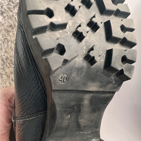 Bullboxer Morgan bootie black size 9.5-10. (40) - Picture 4 of 13